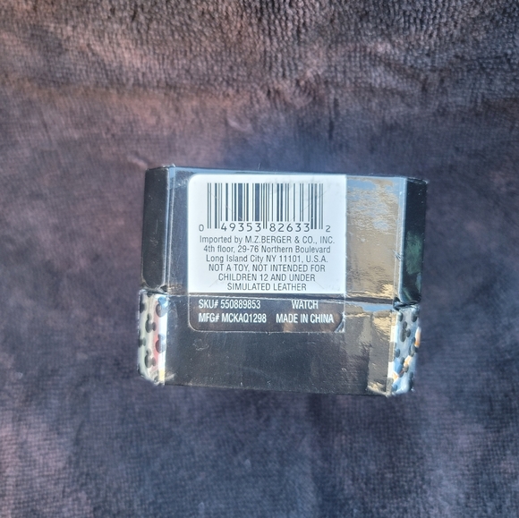 🌟 3/$40 Disney Mickey Charm Watch - Picture 6 of 7